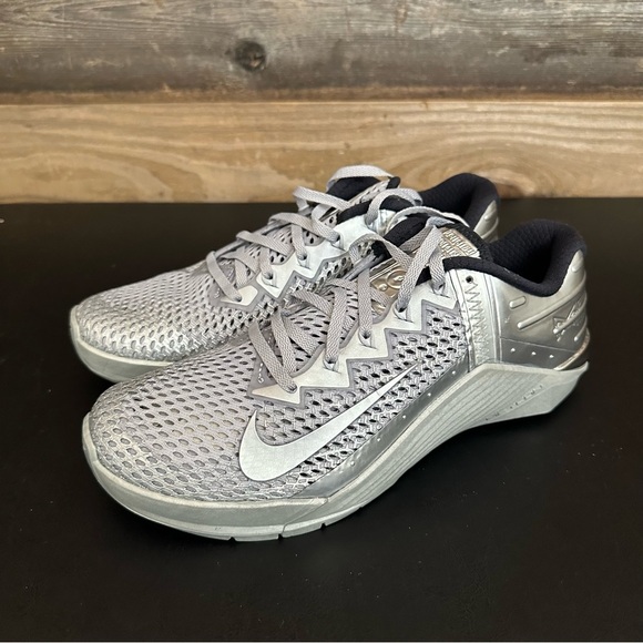 Nike Men's Metcon 6 PRM Training Shoes Metallic Silver Sneakers NEW Size 8.5 - Picture 1 of 10